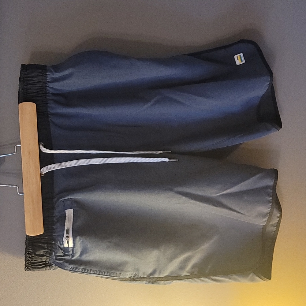 Vuori Banks Shorts